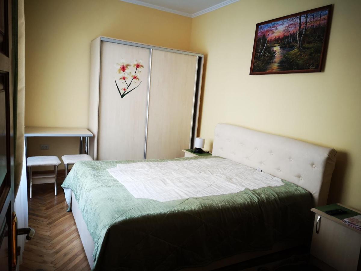 Sadyba Anzhelika Truskavets Buitenkant foto