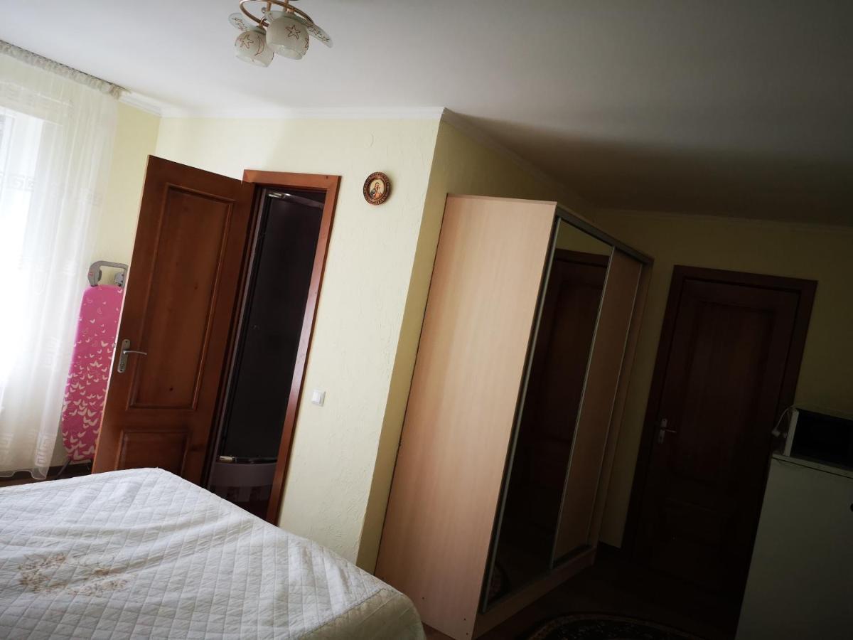 Sadyba Anzhelika Truskavets Buitenkant foto